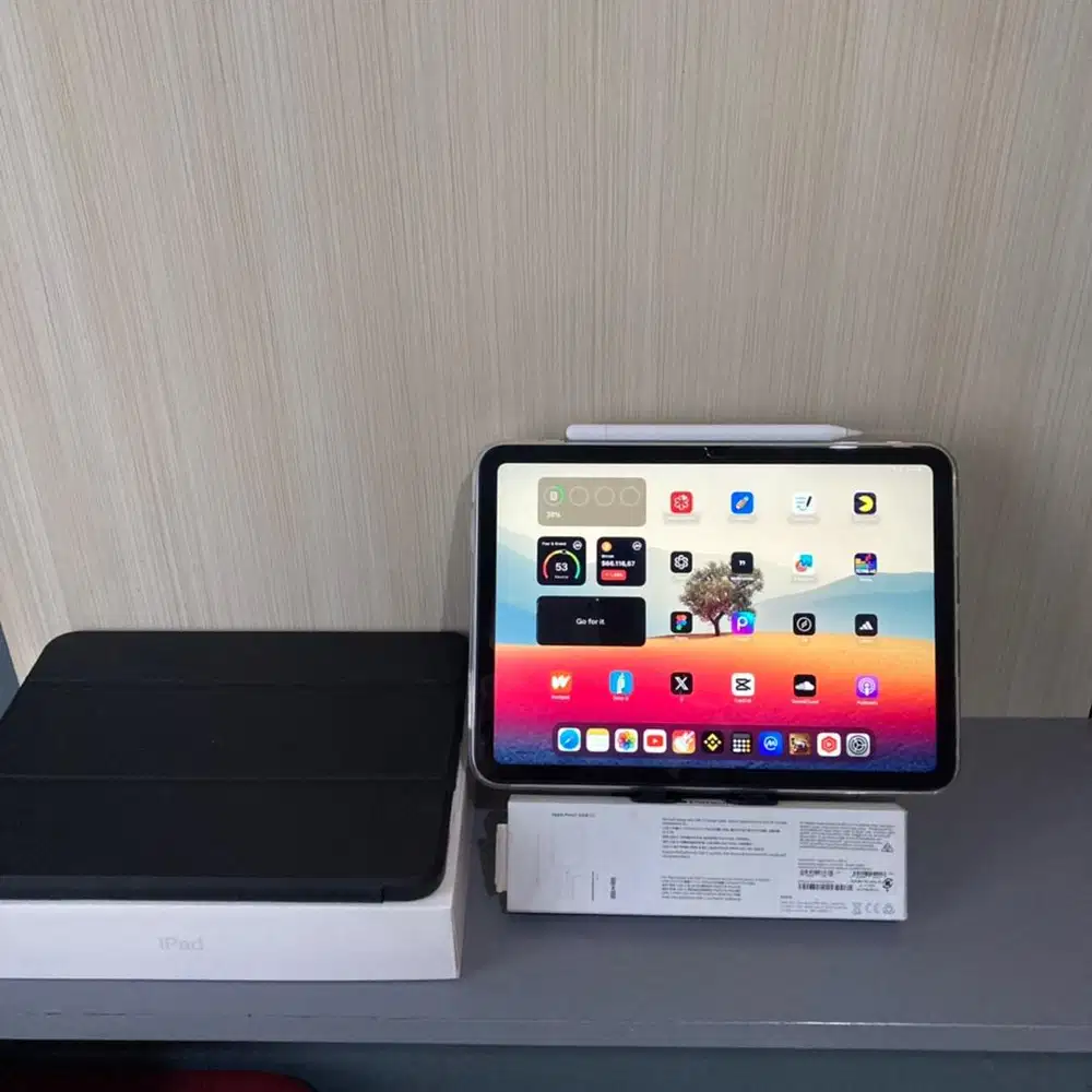 Ipad Air M1 Fullset + Apple pencil & Keyboard Floating Lengkap