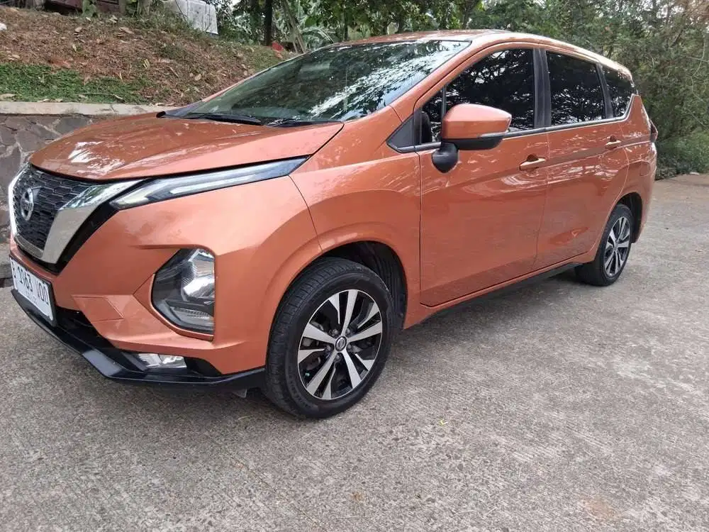 Nissan Livina VE matic tahun 2019