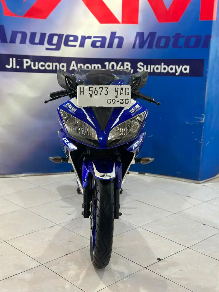low km Yamaha R15 V2 150 cc Moviestar tahun 2015