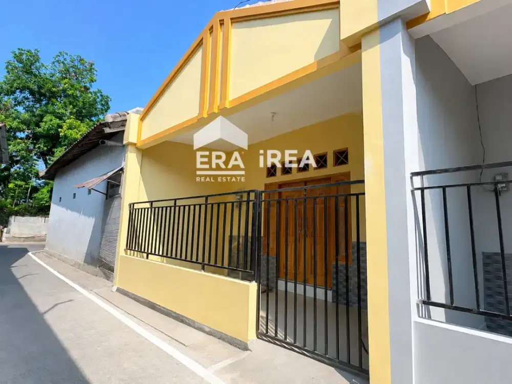 RUMAH DIJUAL DI SOLO DEKAT PASAR HARJODAKSINO