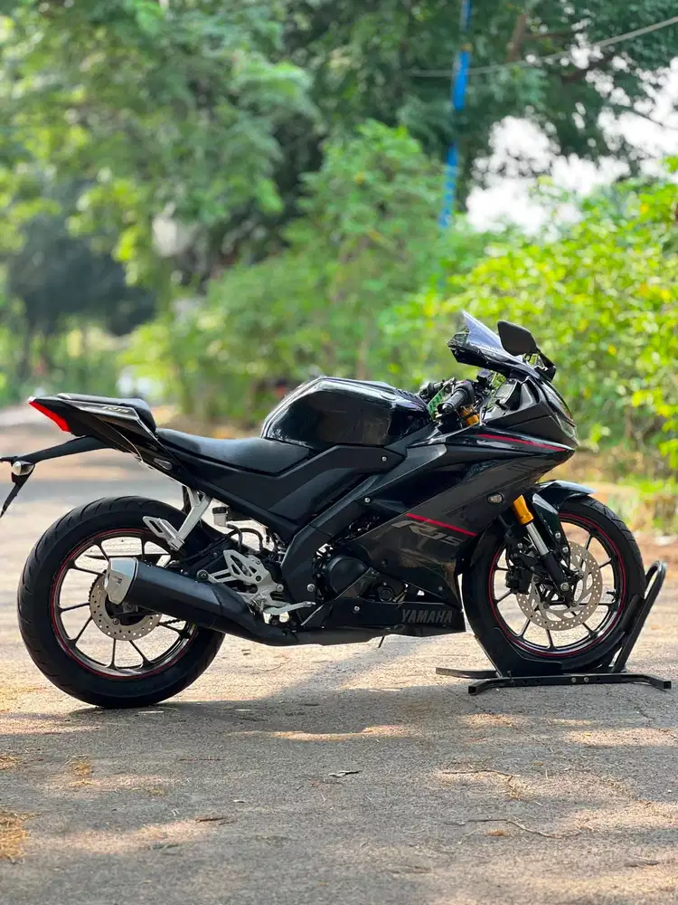 SPORT IDAMAN! YAMAHA YZF R15 V3 BLACK 2019 KM 13K SIAP GASPOL