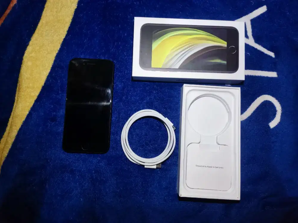 IP SE gen 2 64GB black Inter LL/A