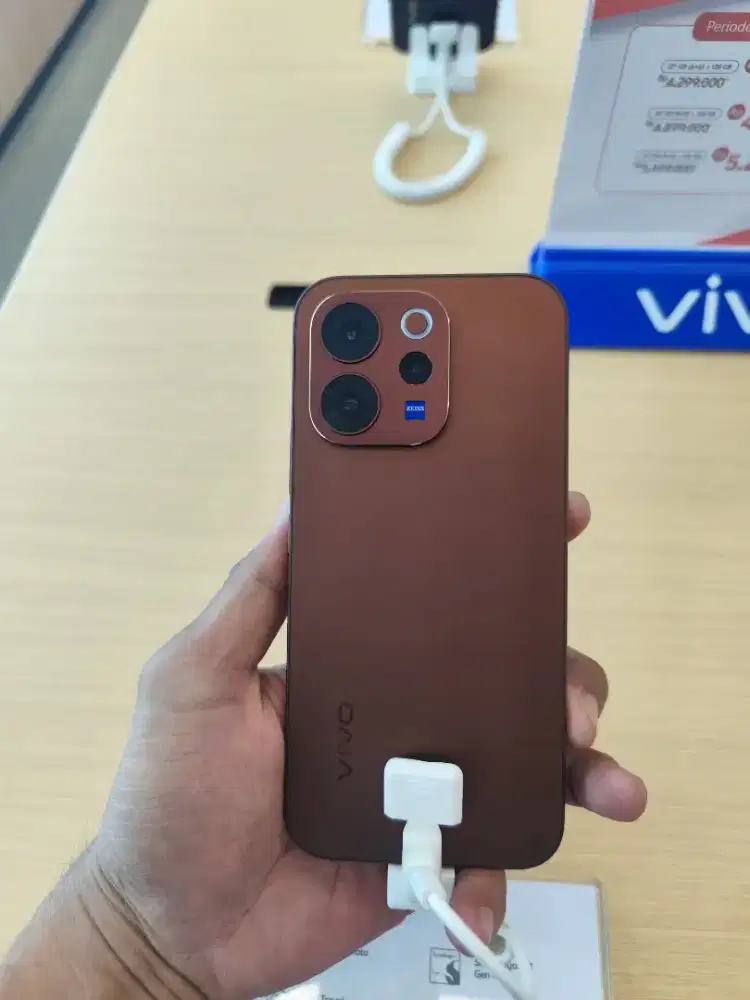Vivo V70 5G 8GB+8GB | 256GB