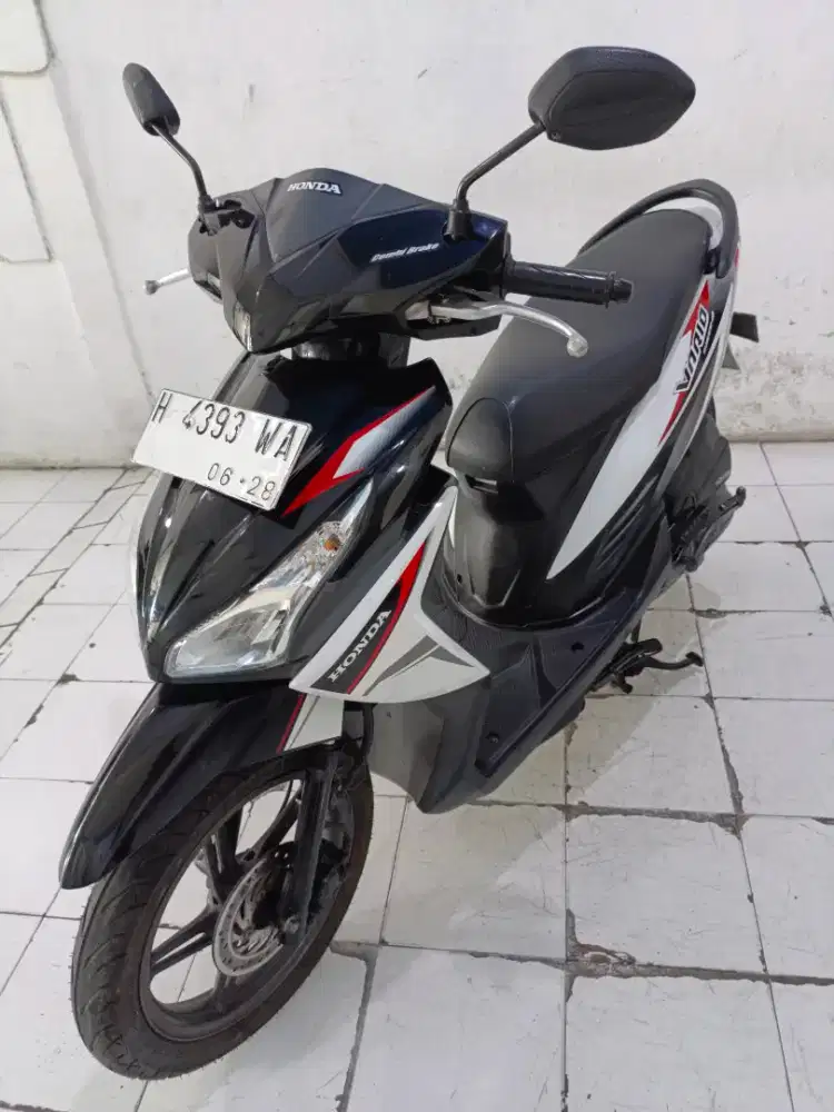 vario 110 thn 2018 putih