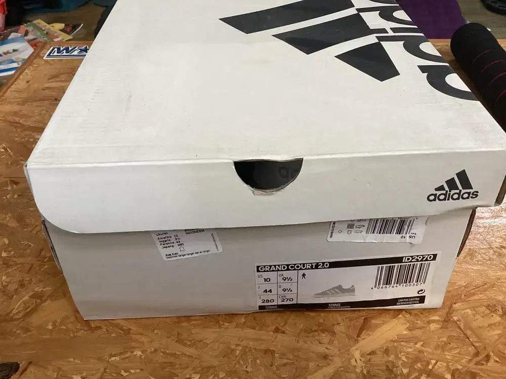 JUAL CEPAT SEPATU ADIDAS GRAND COURT 2.0 (BOLEH NEGO)