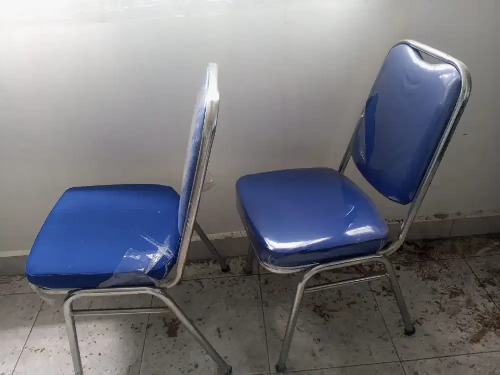 Kursi Bangku Kantor Like New 2 Pcs