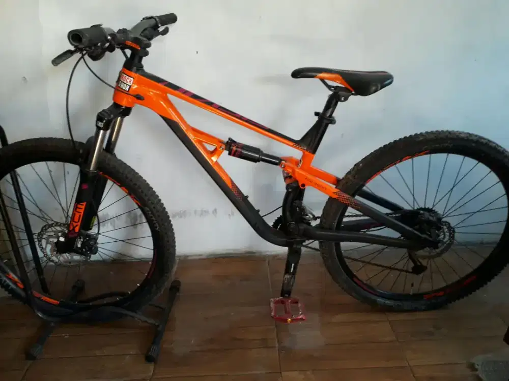 Siskiu D5 size M