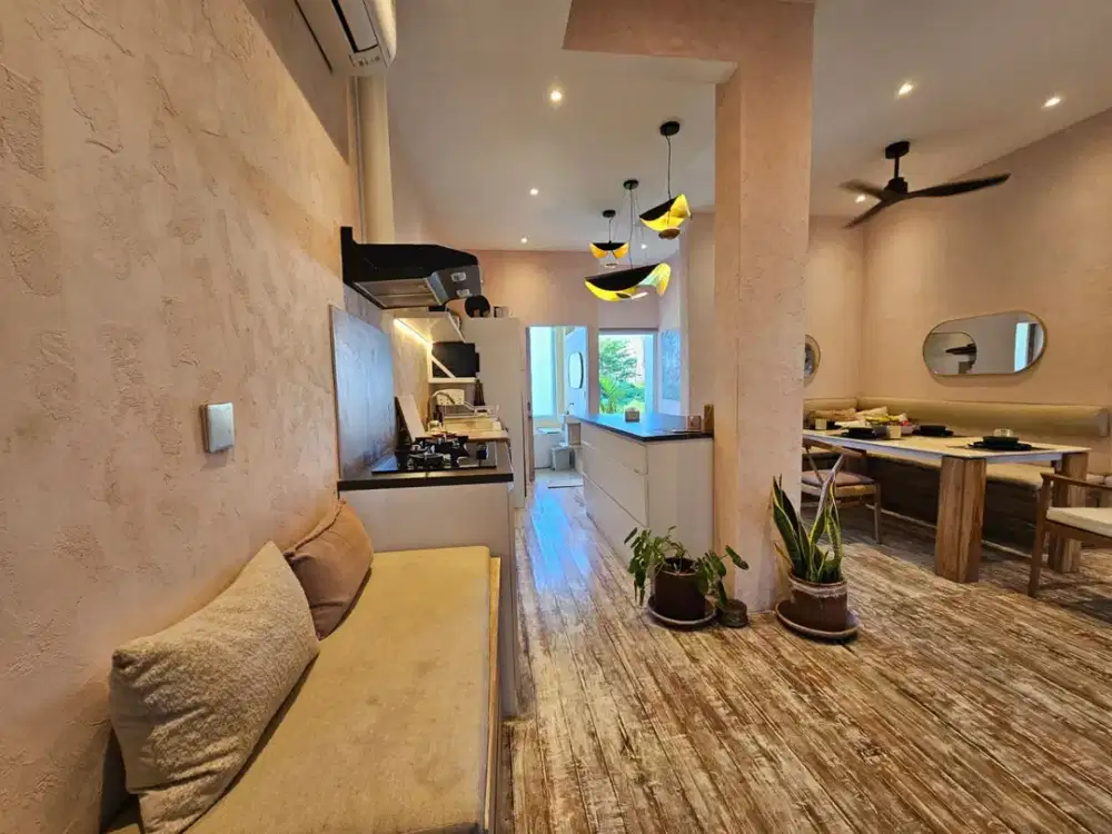 Dijual villa modern 2 lantai view sawah   Lokasi padonan tibubeneng kuta utara badung bali