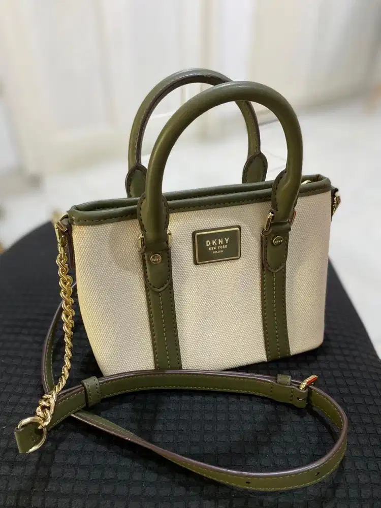 Tas wanita DKNY Hadlee Canvas Small Logo Tote Bag