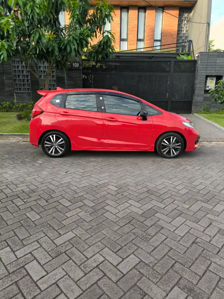 Honda Jazz RS Matic Facelift 2019 Low KM
