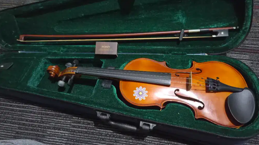 Biola Istimewa Merk Skylark Violin 3/4 MV007