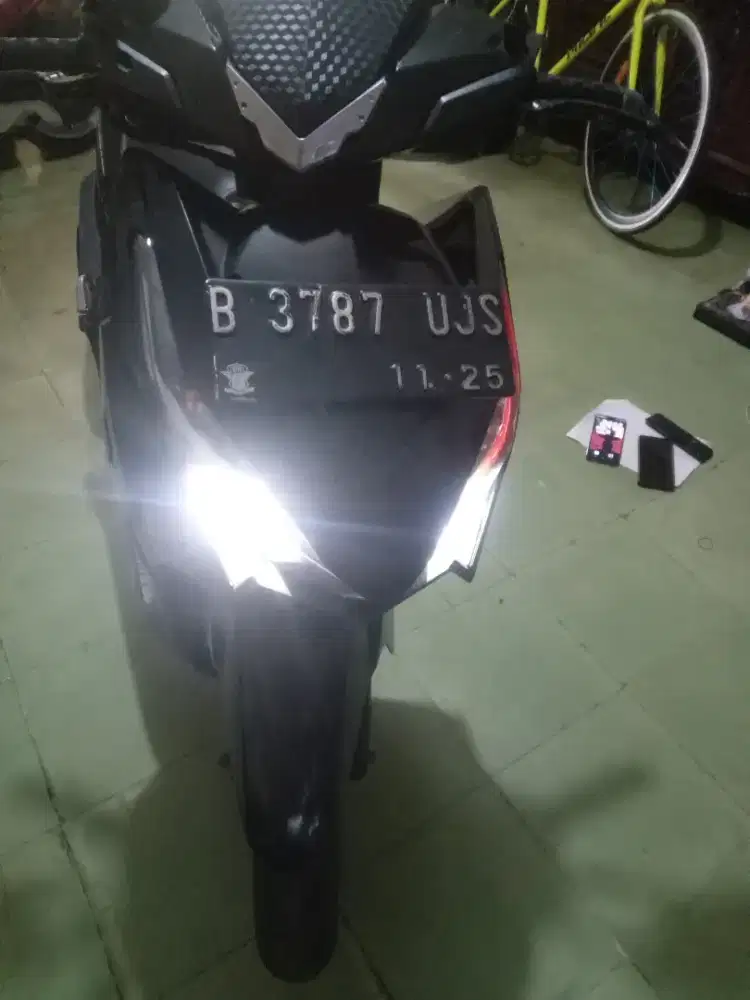 Vario 150 cc LED OK