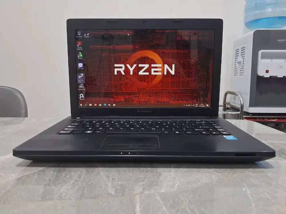 Laptop LENOVO Core i3 8GB VGA Dual Render SSD readyUp Normal Garansi