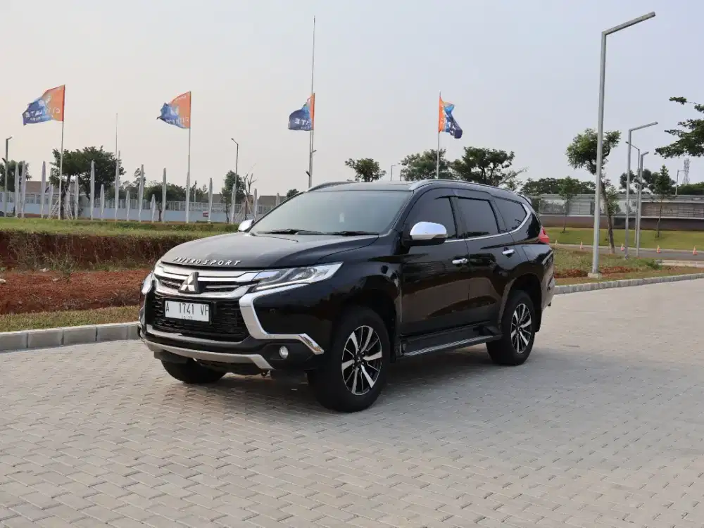 (Tdp2jt) Pajero Dakar 4x2 AT 2019 Hitam