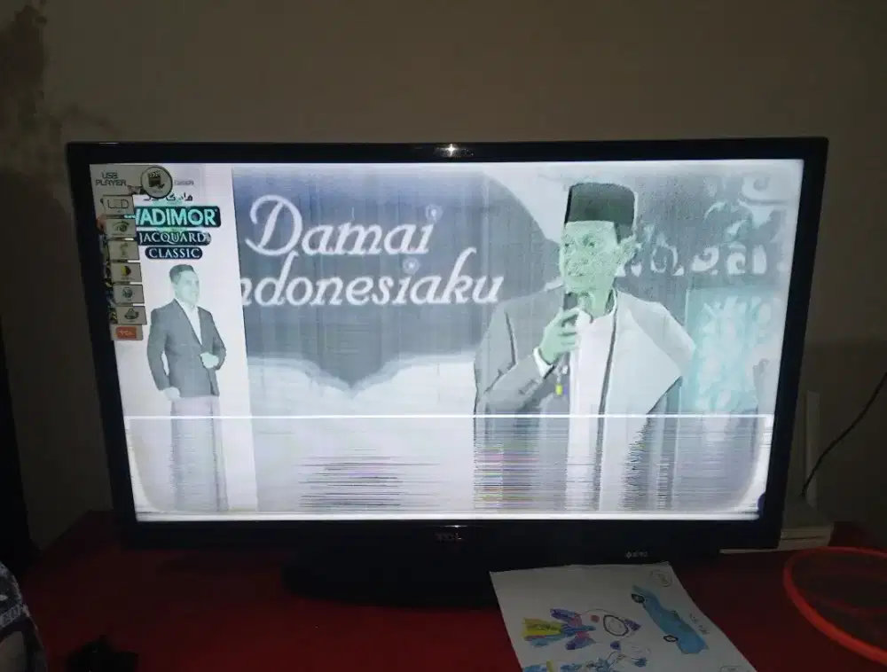 TV TCL 32 Inchi