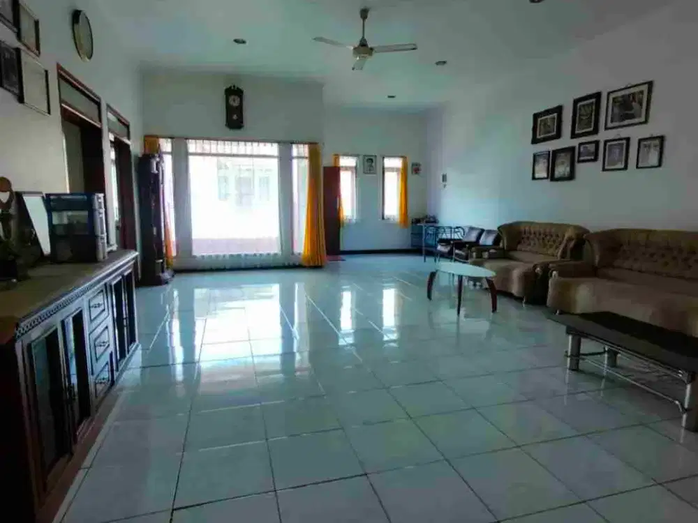 Dijual Rumah Siap Huni Dua Lantai di Taman Kopo Indah 3 Bandung