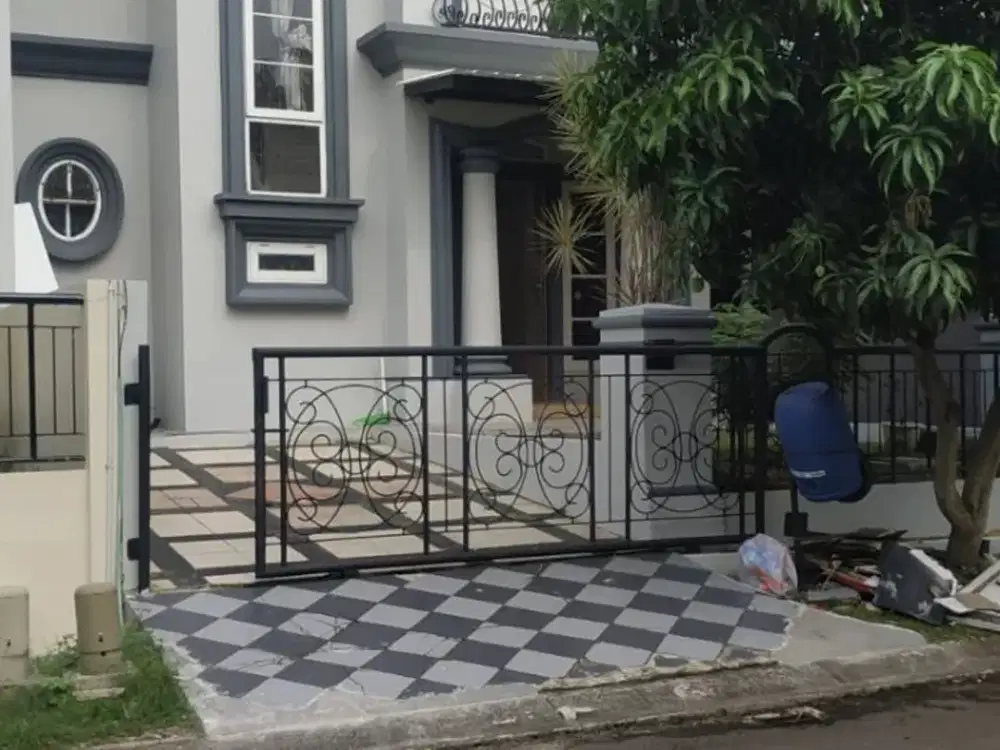 Disewakan Rumah, 2 Lantai, di Puspita Loka, BSD - 4+1 L di Puspita Loka, BSD - 4+1 KT