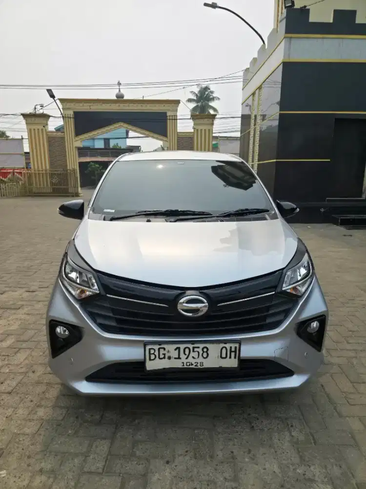 Daihatsu Sigra R Deluxe 1200 CC AT