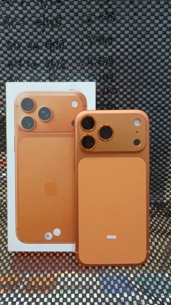 iPhone 17 pro max 256 ex iBox garansi 7 bulan