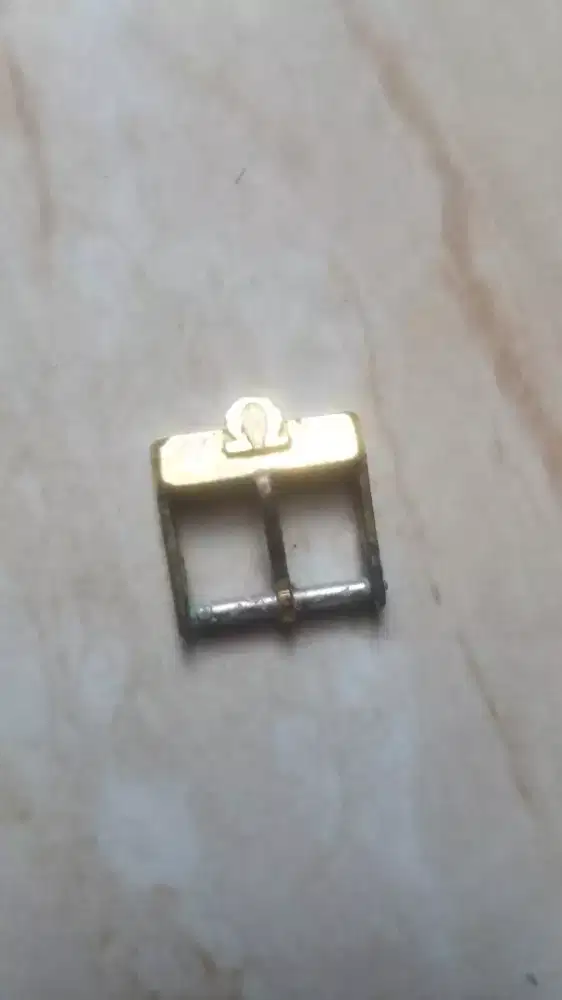 Buckle omega original
