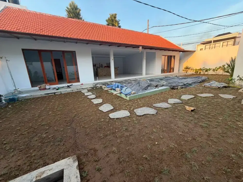 DISEWAKAN VILLA DAN TANAH DI JL ABASAN TIBUBENENG KUTA UTARA BALI