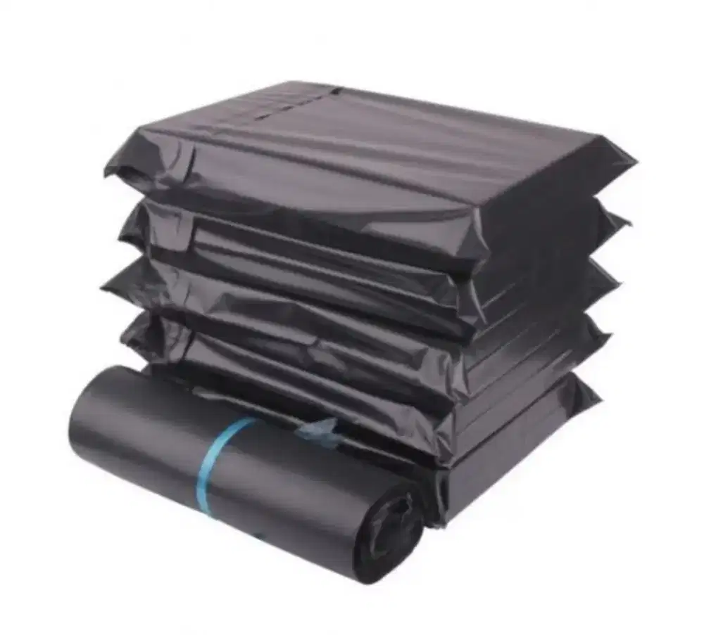Plastik Polymailler Hitam