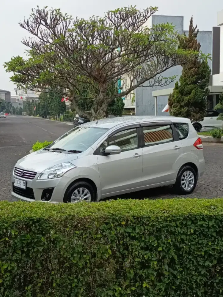 SUZUKI ERTIGA GL M/T 2014 LOW KM ISTIMEWA
