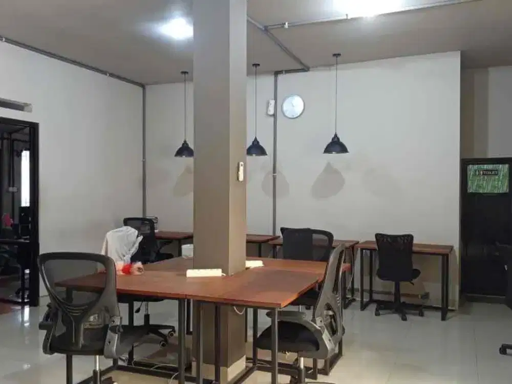 Rumah 2 Lantai Cocok Untuk Kantor dan Hunian di Cigadung Raya Barat Dekat Ke Dago Bandung