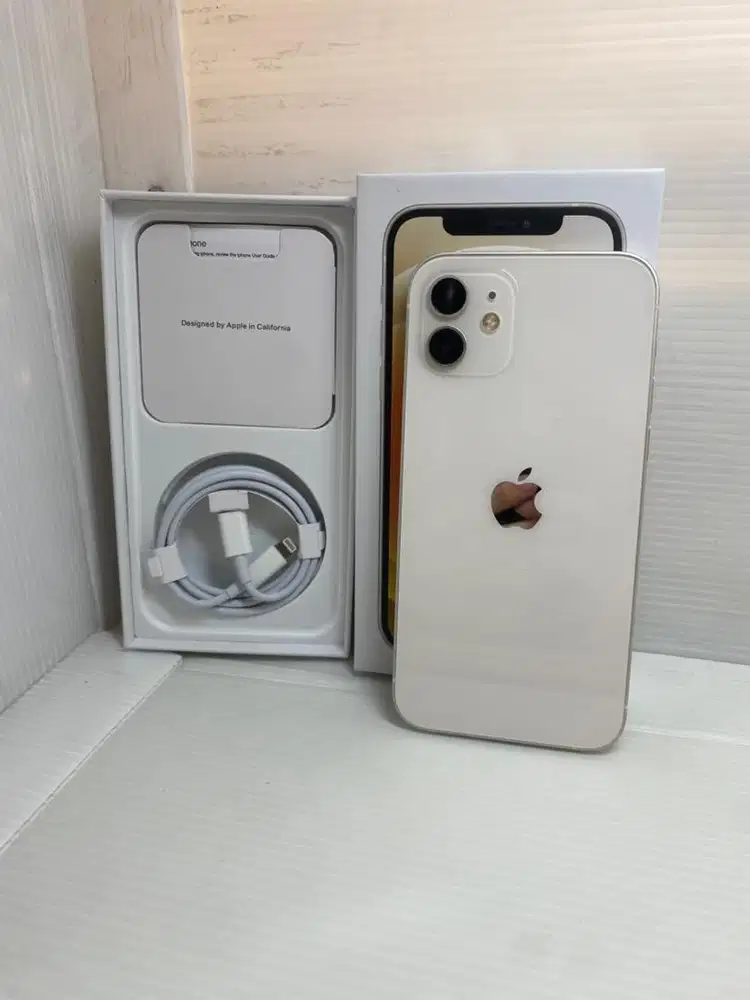 IPhone 12 white 128 GB / Kondisi Masih terawat