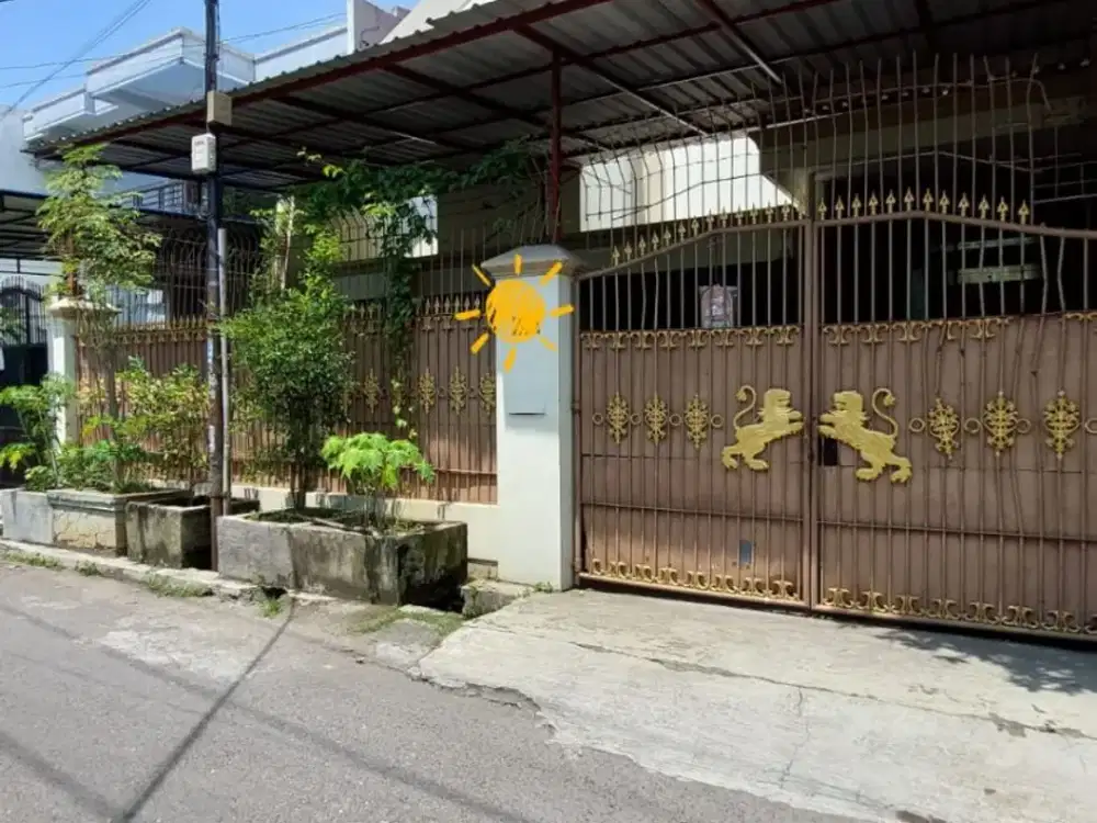 Jual Cepat Rumah Cocok Untuk Usaha di Karang Asem Surabaya Timur Furnished