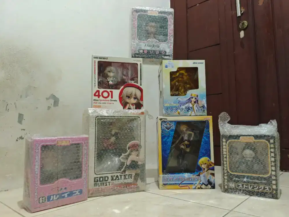 Dijual (WTS) Nendoroid + PVC Bundle Bekas / Second. Ingin jual cepat.