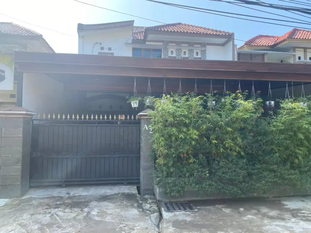 Dijual Rumah Mewah Siap Huni 2,5 Lantai di Taman Persada Rancabolang