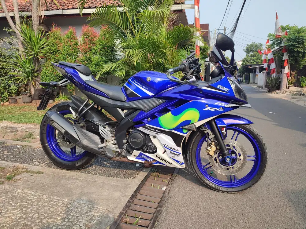 DIJUAL R15 V2 MOVISTAR TAHUN 2016