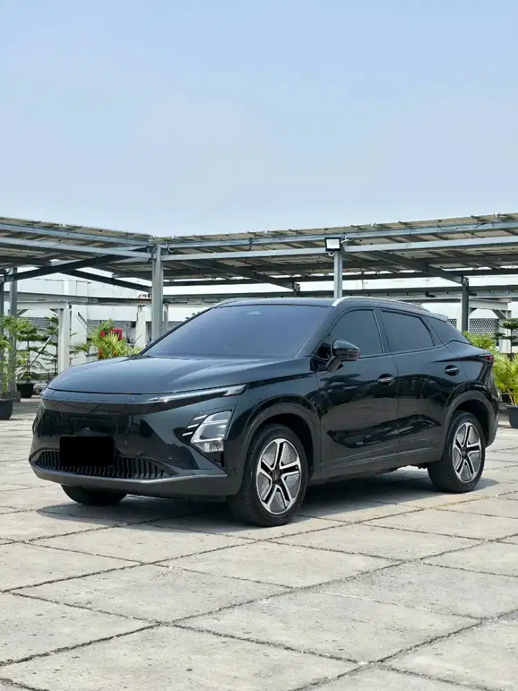 Km14rb. Chery Omoda E5 2024 hitam