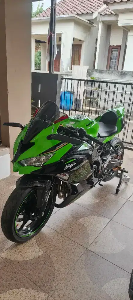Jual zx25rr SE ABS warna hijau 2021