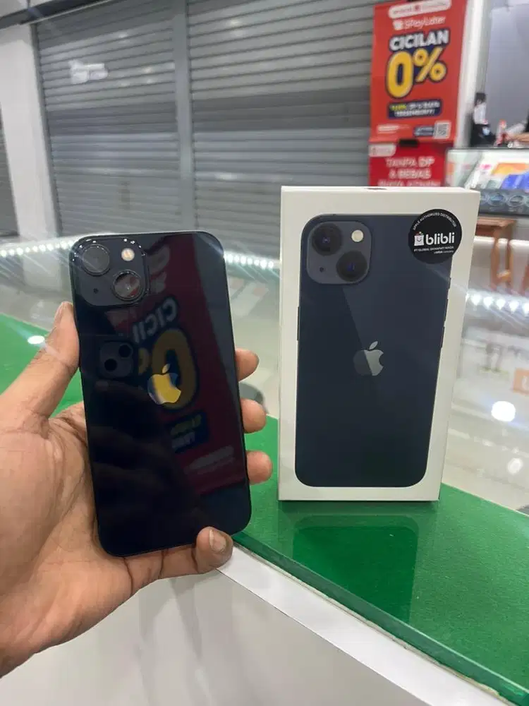Iphone 13 128gb ibox SA/A likenew garansi on fullset original