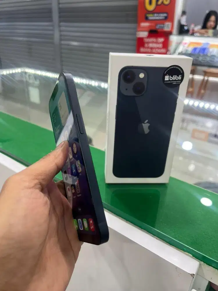 Iphone 13 128gb ibox SA/A likenew garansi on fullset original