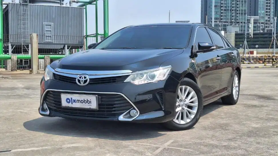Toyota Camry 2.5 V Bensin-AT 2016