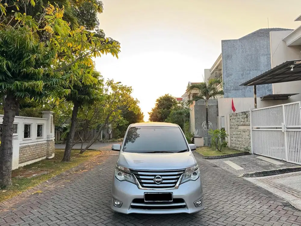 Nissan Serena 2.0 Highway Star Matic 2016 Facelift Silver Plat L