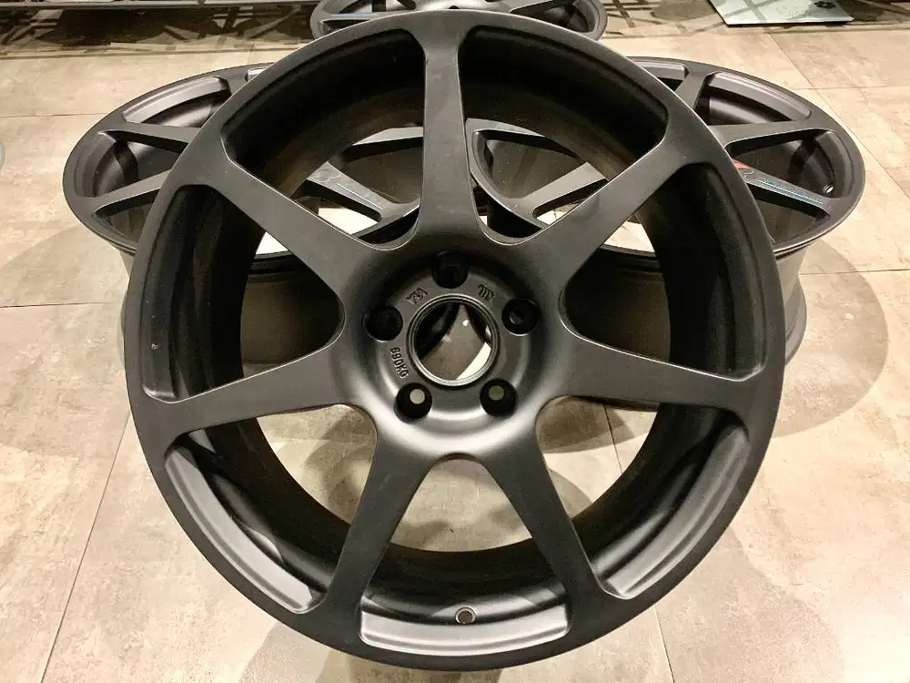 Bridgestone Prodrive GC-07J Forged, R-18, Lebar 8.5, PCD 5x114/112