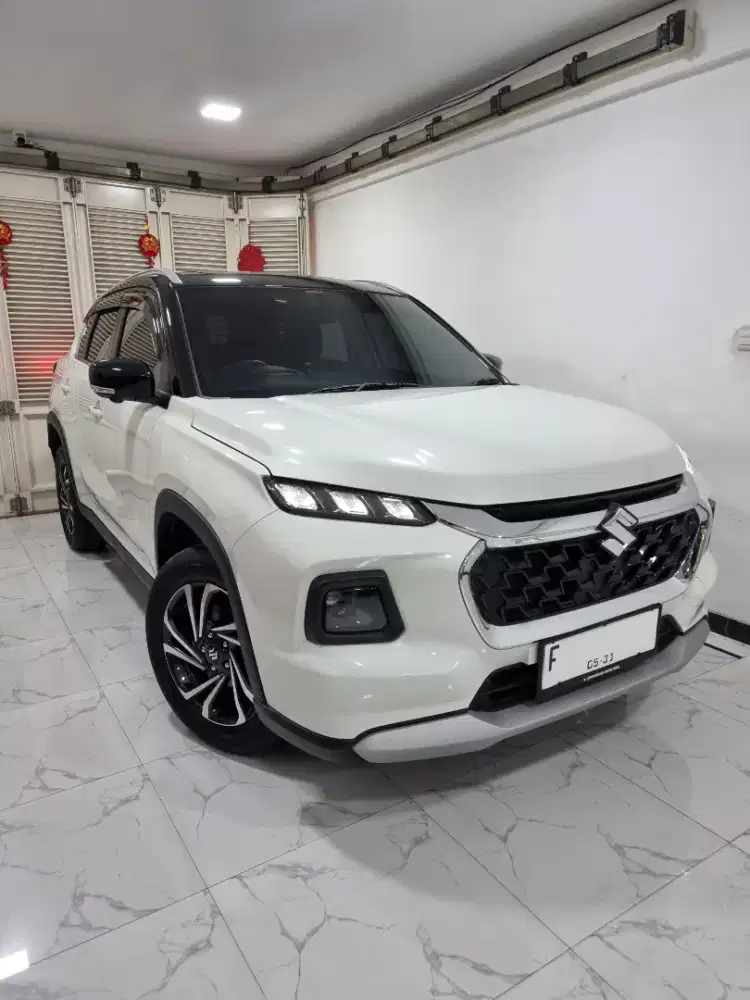 Cash Suzuki Grand Vitara 1.5 hybrid Facelift 2026 bln 5 Baru 3 bulan !