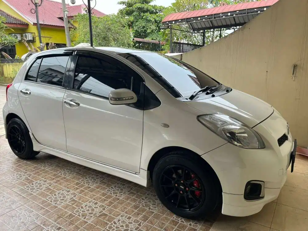 Toyota Yaris 2013 Bensin