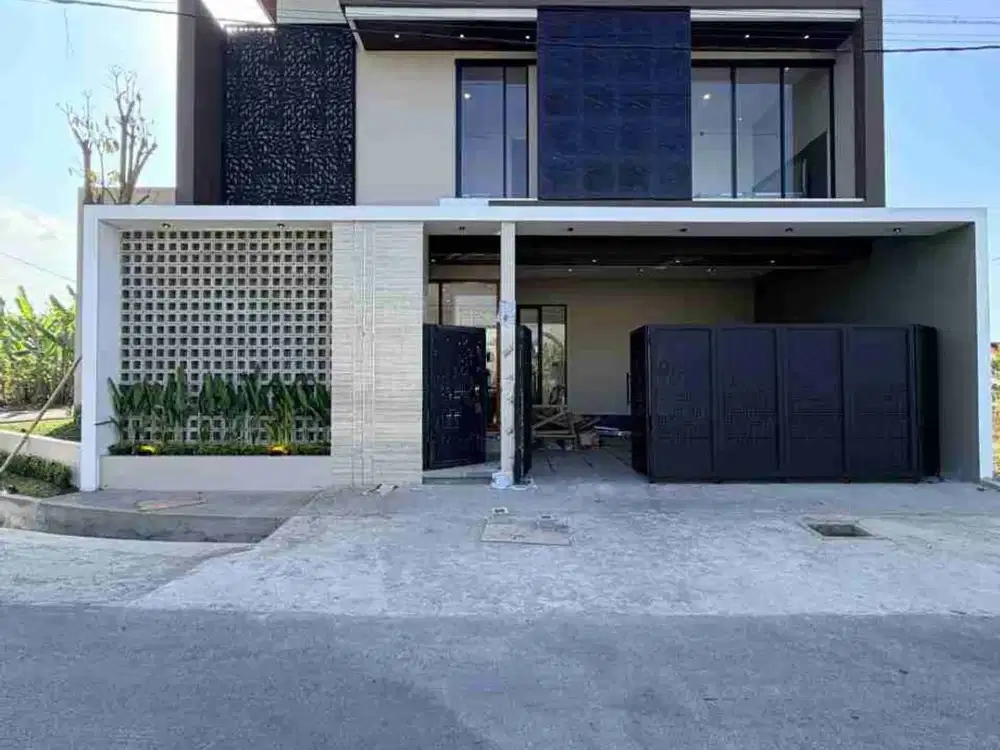 RUMAH MEWAH 2 LANTAI KONTEMPORER MODERN FULL FURNISHED DI MAGUWOHARJO DEPOK SLEMAN