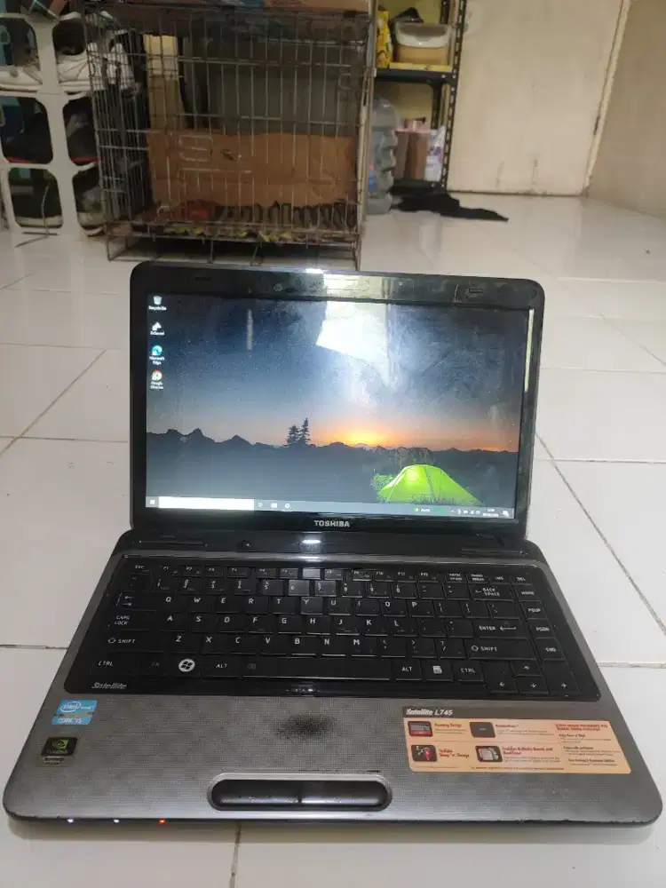 Toshiba L745 Core i5 normal