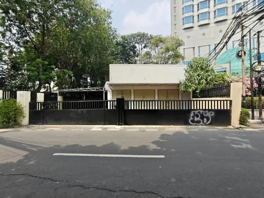 RUMAH ATAU RUANG USAHA LOKASI KEBON SIRIH LOKASI STRATEGIS