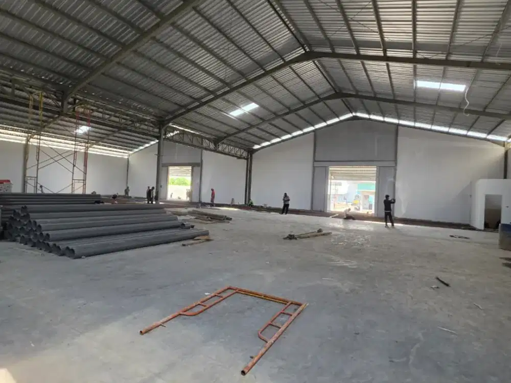 Gudang di daerah Tugu
