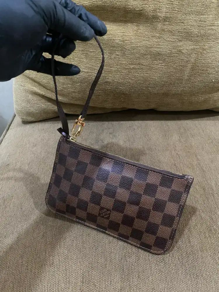 Dompet pouch tangan louis vuitton ebene 2016 original sale net price