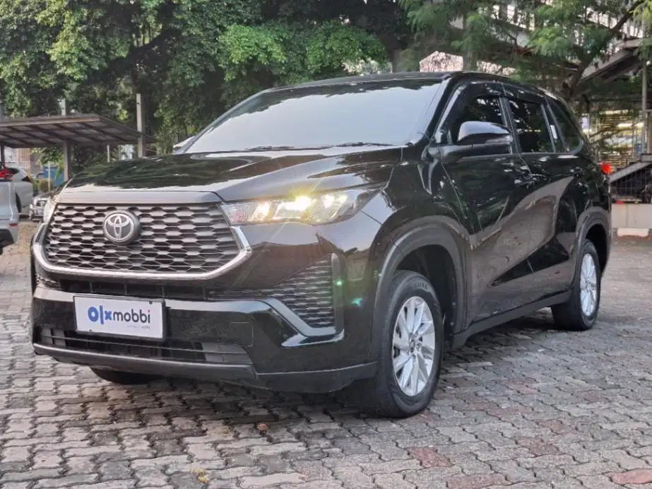 Pajak Panjang - Toyota Kijang Innova 2.0 Zenix G CVT Bensin-AT 2024