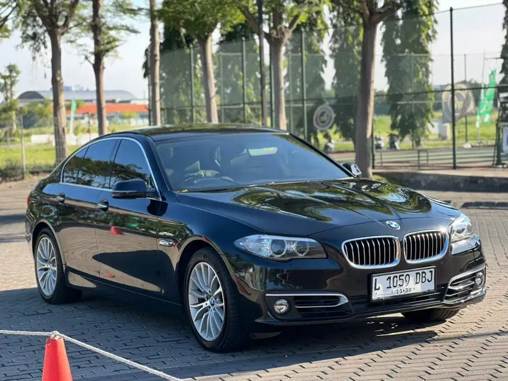 BMW 528i [2016]