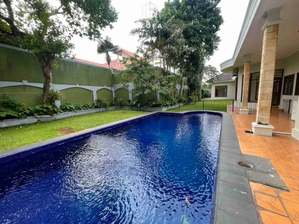 disewakan rumah 5br parkiran luas bisa untuk kantor lokasi kemang ampera
